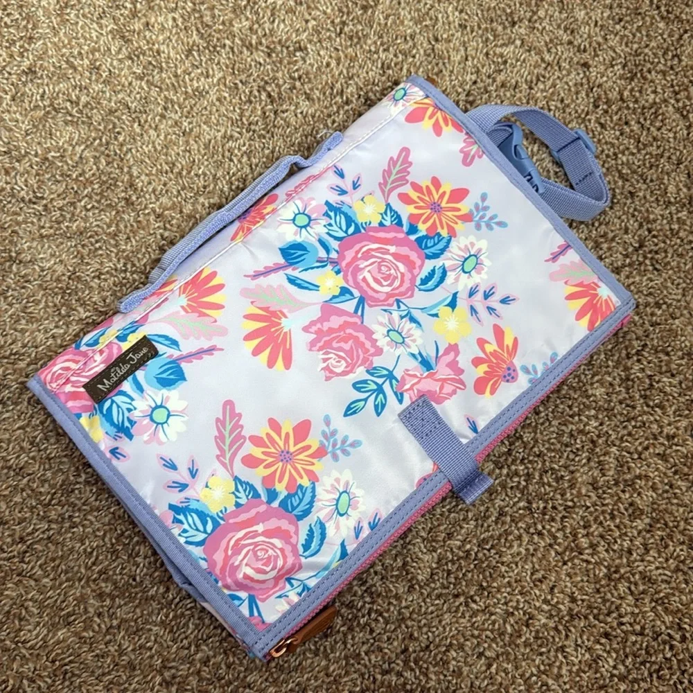 Matilda Jane Diaper Changing Pad - Floral. Excellent Condition diaper clutch